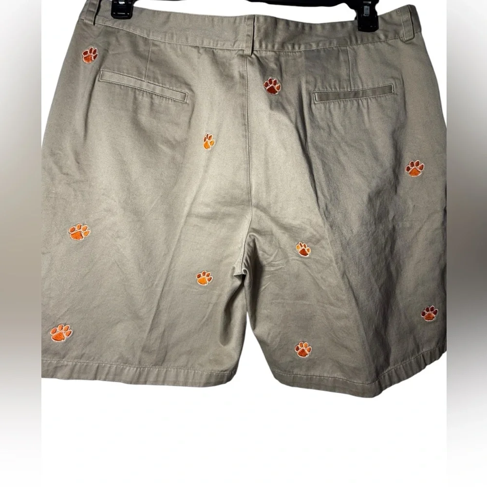 Campus Chinos Men’s Clemson Tigers Embroidered PW Print Shorts
